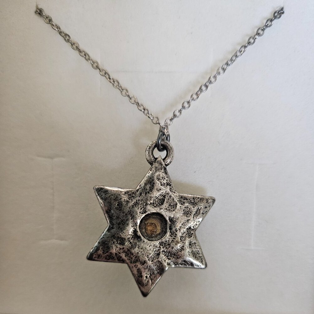 Rose of Bethlehem Pendant - Picture 2 of 4